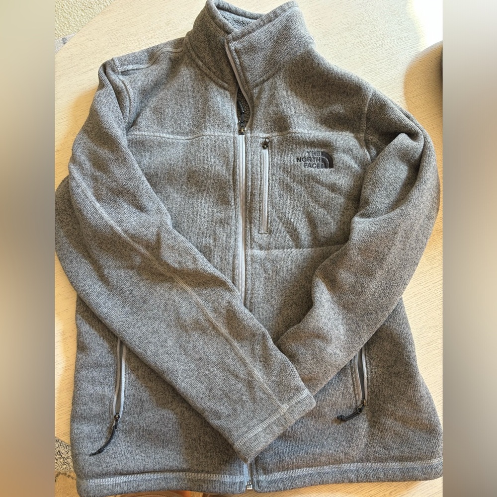 Men’s North Face jacket